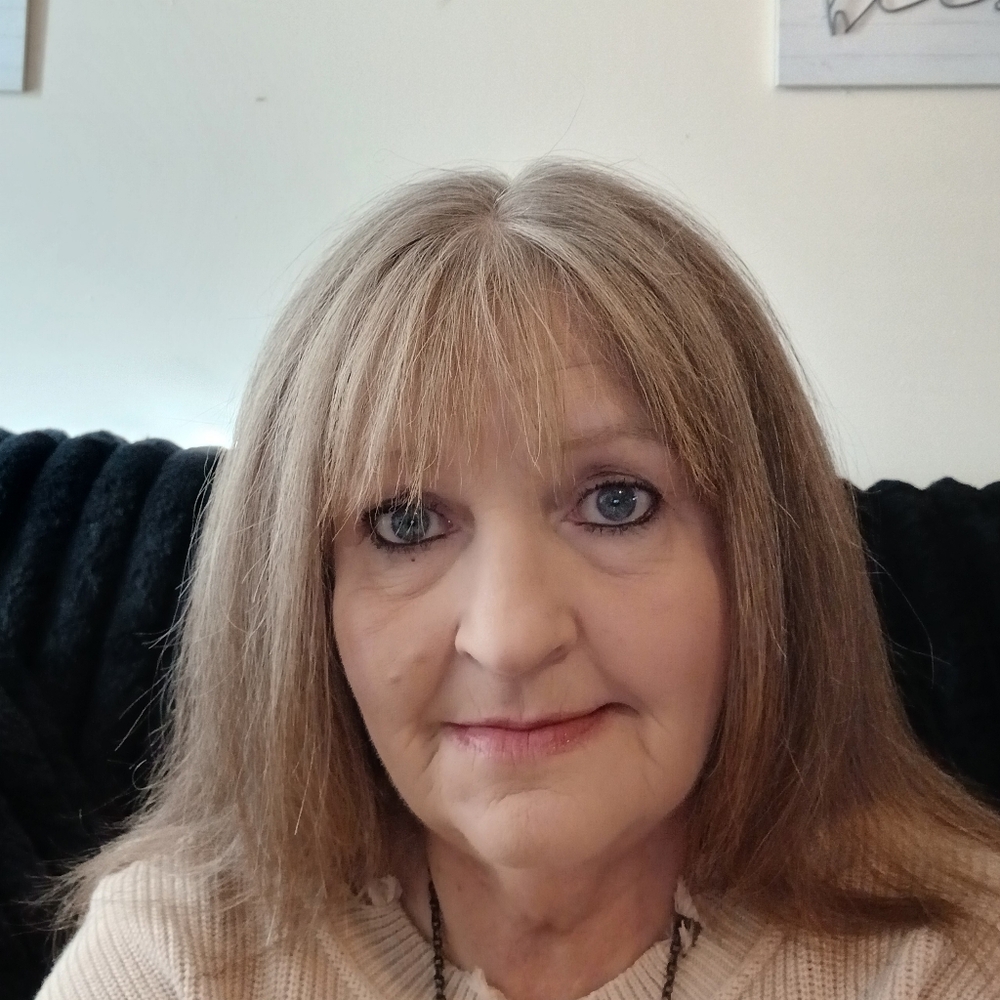 Meet your Posher, Vickie